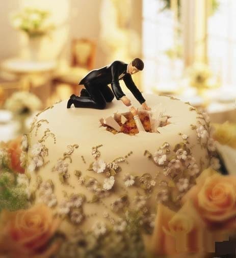 Забавный свадебный торт.