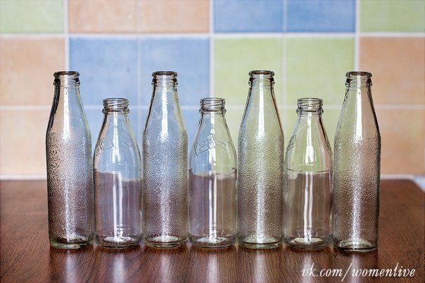 Весенние вазочки из бутылок и пряжи