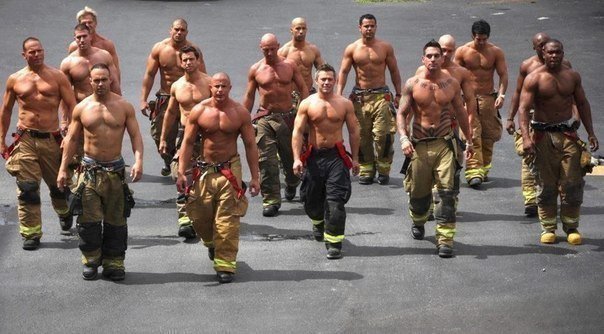 Так выглядят пожарные в Америке.Нравятся?