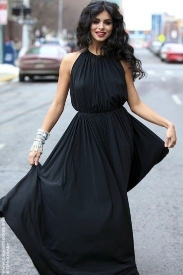 Черное элегантное платье-всегда будет в моде)