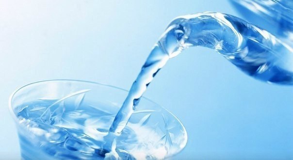 46 важных причин пить воду.