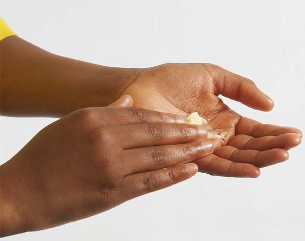 Что делать при шелушении кожи на руках?