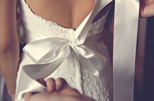 Кружева и свадебное платье