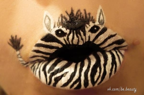 Художница Paige Thompson сделала серию рисунков животных на губах под названием «Animal-Lipstick series». Губы Пейдж использовала как пространство для фантазии и вот что из этого получилось.