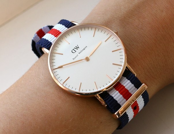 Awesome! Супер стильные часы шведской марки Daniel Wellington. Must have!