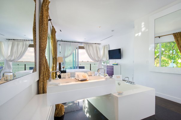 Дизайн интерьера роскошного особняка Villa Valentina в Майами-Бич 